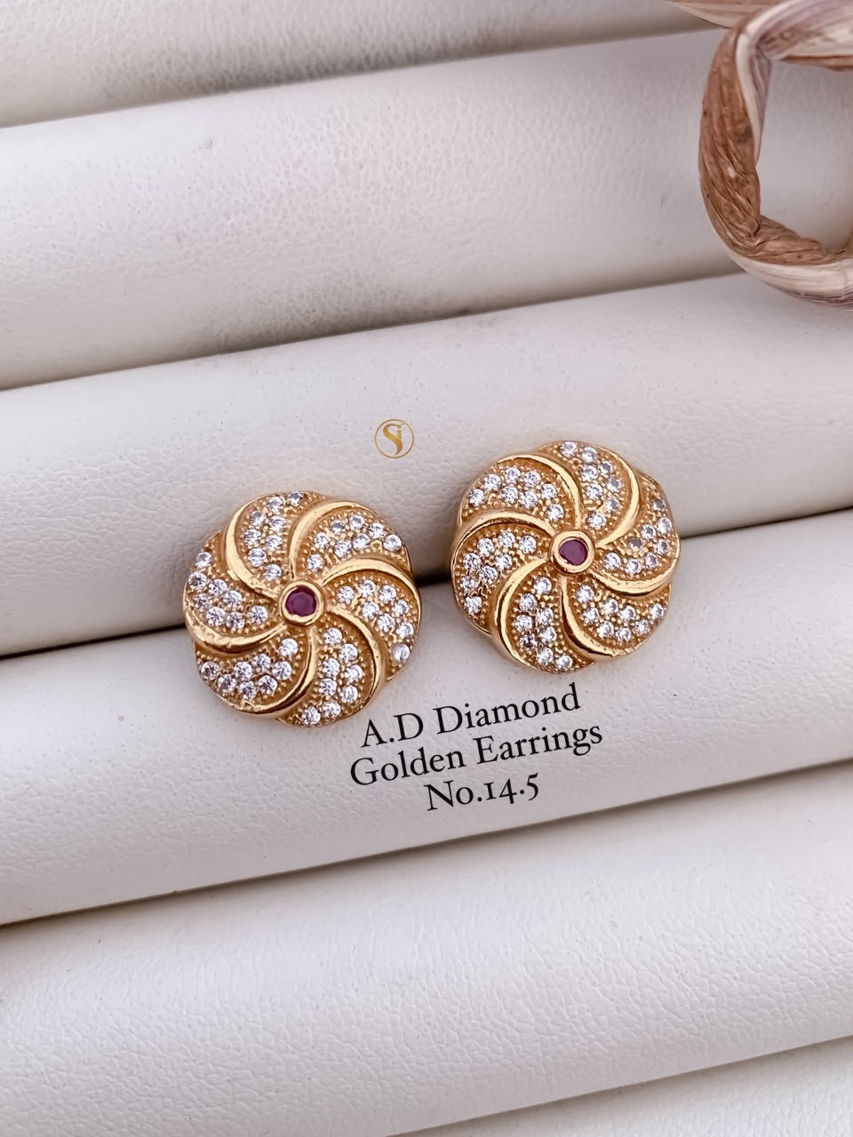 Earrings collection